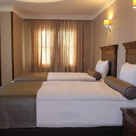 Grand Bazaar מלון