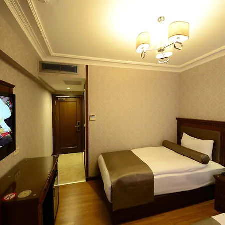 Grand Bazaar Hotell 3*
